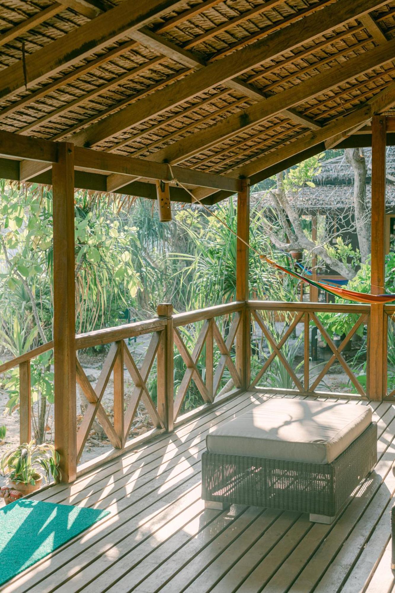 Boulder Bay Eco Resort - Nga Khin Nyo Gyee Island Exterior photo