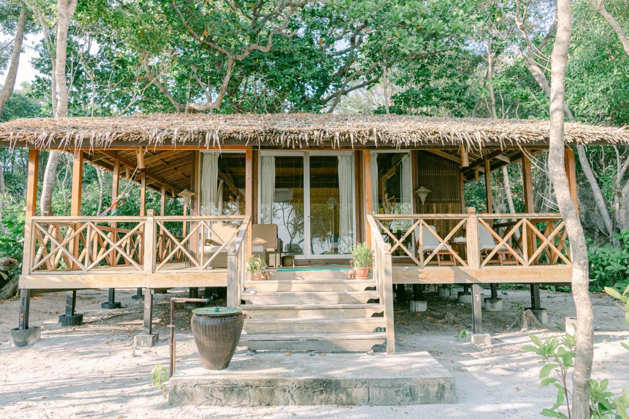 Boulder Bay Eco Resort - Nga Khin Nyo Gyee Island Exterior photo