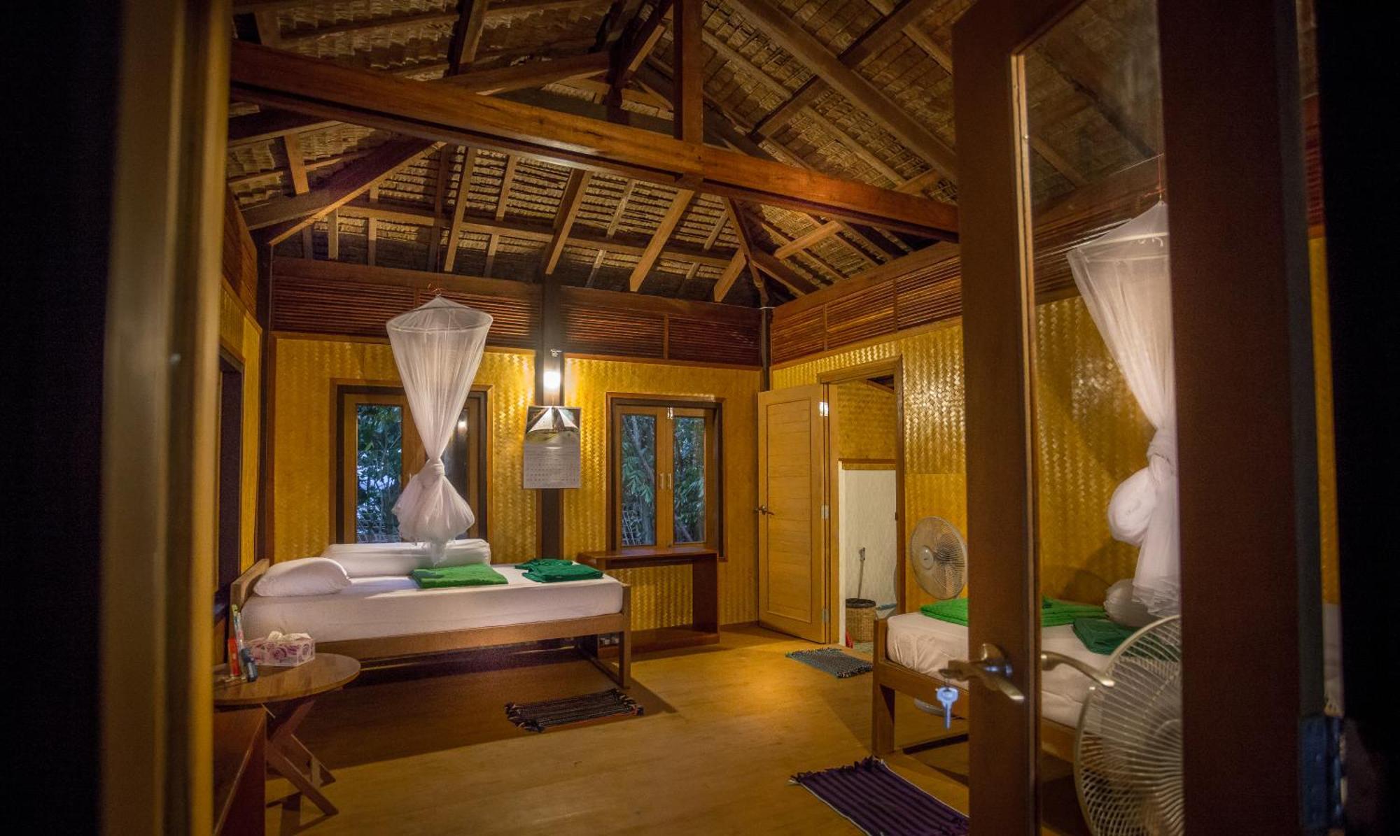 Boulder Bay Eco Resort - Nga Khin Nyo Gyee Island Exterior photo
