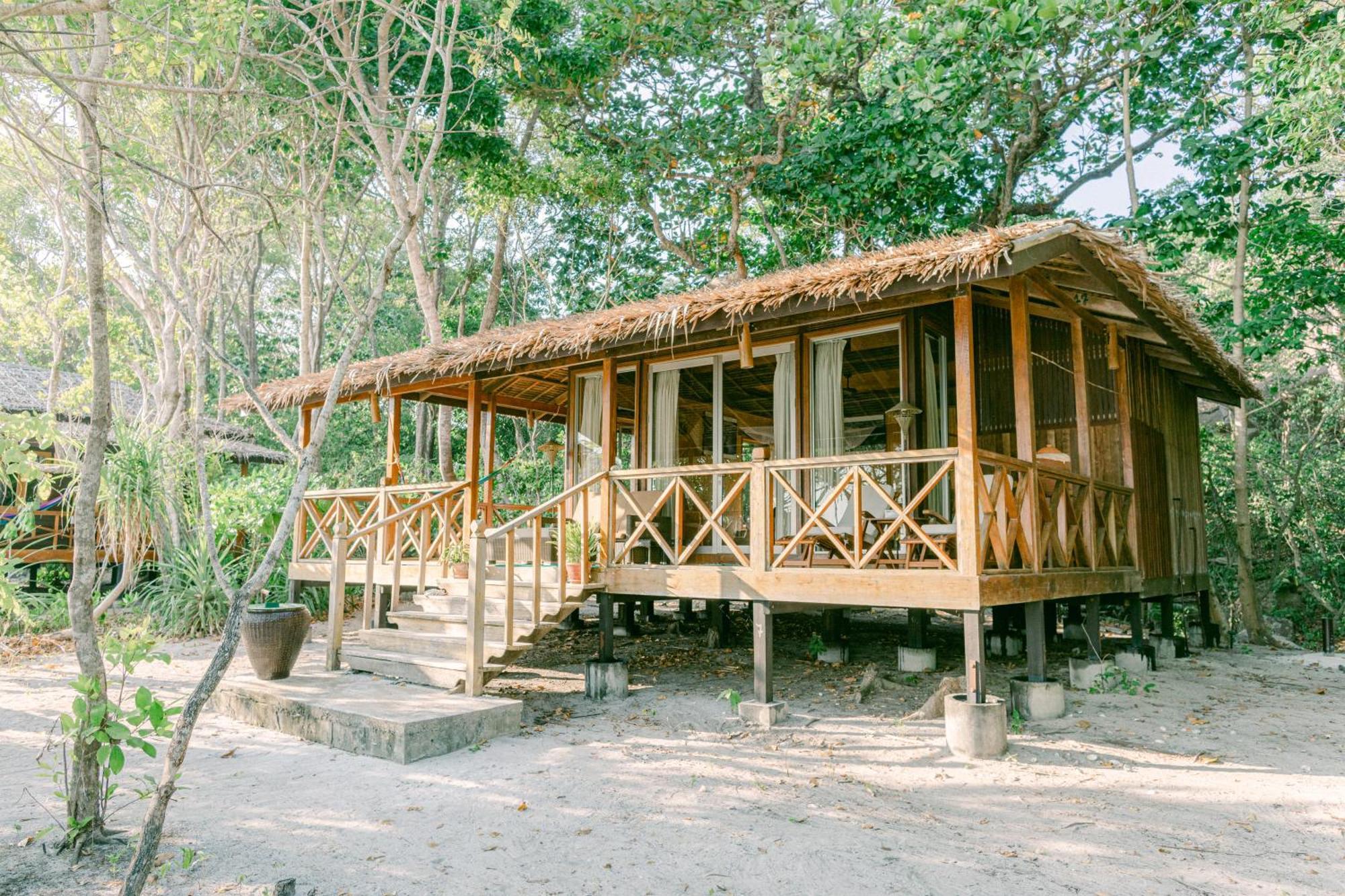 Boulder Bay Eco Resort - Nga Khin Nyo Gyee Island Exterior photo