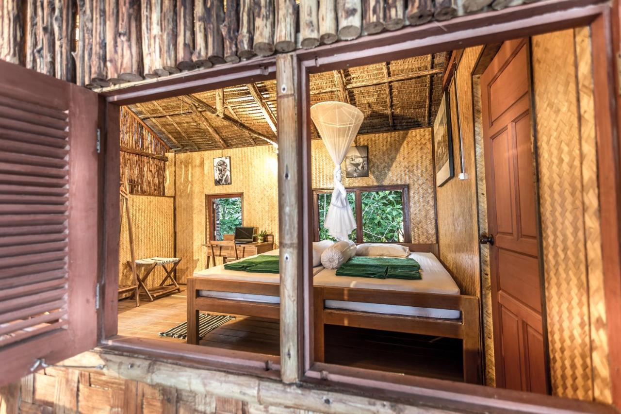 Boulder Bay Eco Resort - Nga Khin Nyo Gyee Island Exterior photo