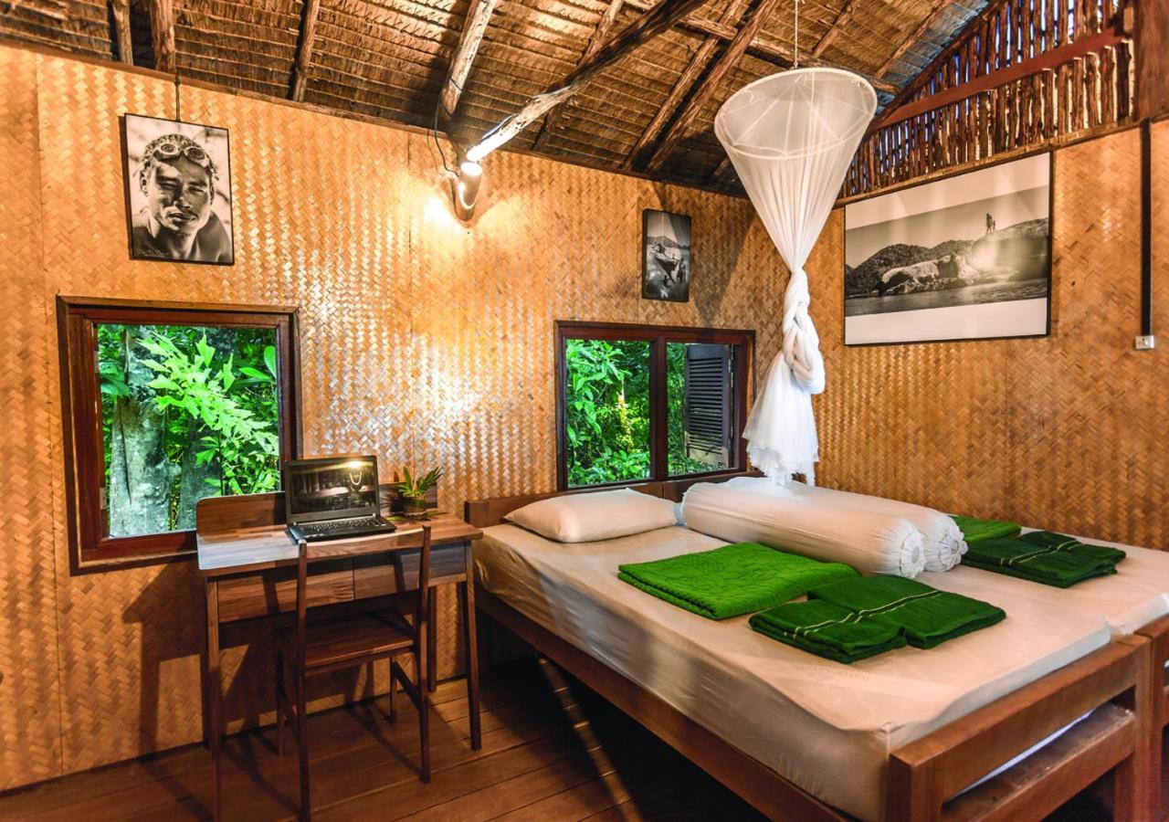 Boulder Bay Eco Resort - Nga Khin Nyo Gyee Island Exterior photo